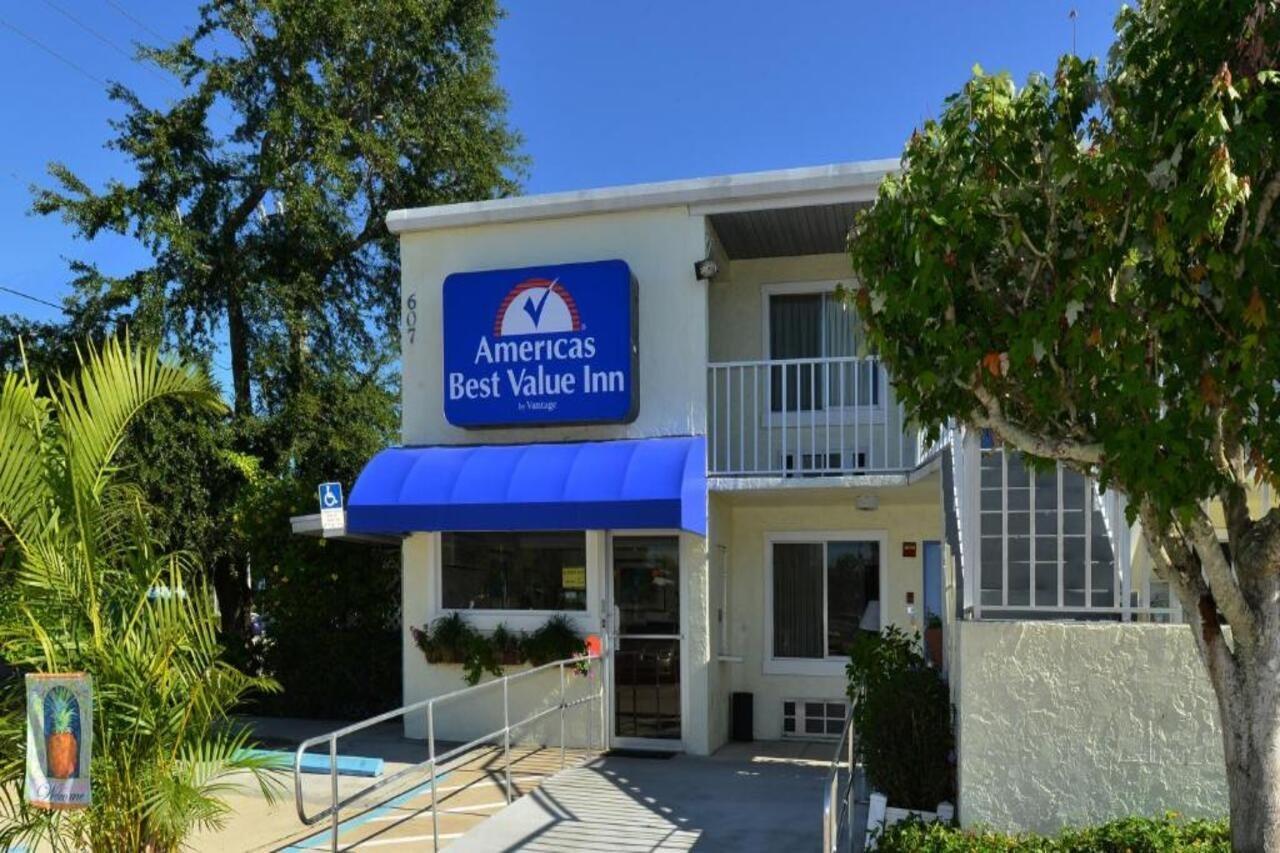 Americas Best Value Inn Bradenton-Sarasota Екстер'єр фото